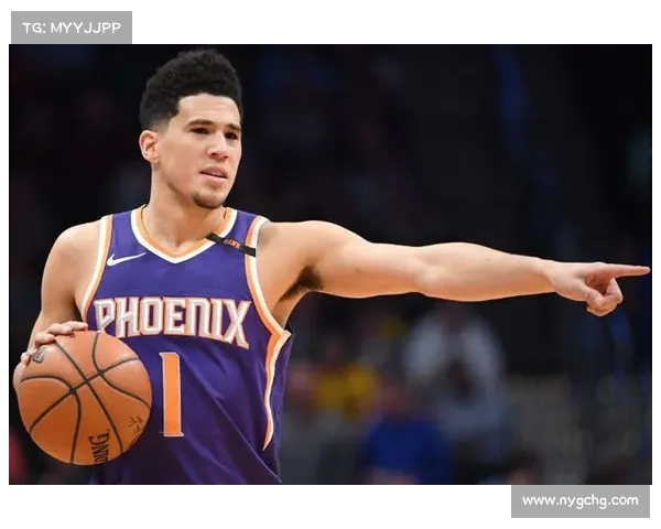 德文·布克高中时期篮球天赋引发广泛关注展现潜力成为未来之星